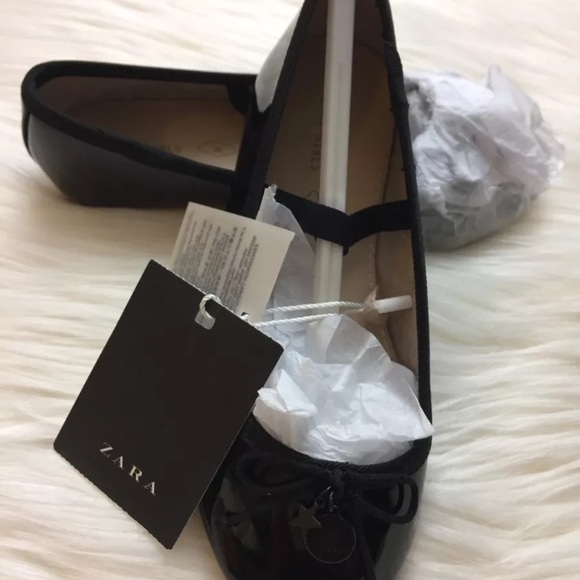 Zara Other - Zara girls collection patent leather flats Sz 9